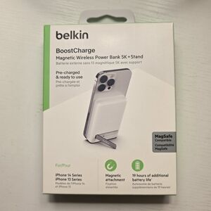 Belkin BoostCharge Magnetic Wireless Power Bank 5K + Stand